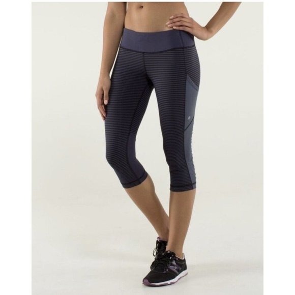 Lululemon $88 Women's Cut The Crop Capri Pant Striped Pockets Cadet Blue‎ Size 4 - Picture 1 of 9